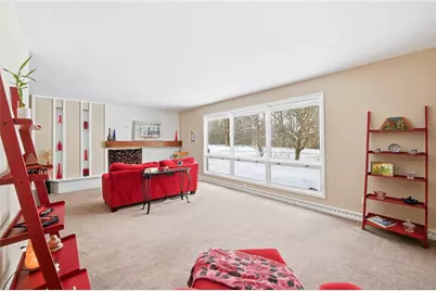 679 Dogwood Ln, Hermitage, PA 16148 - Photo 5