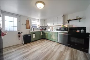 36 2nd St, Canonsburg, PA 15055 - Photo 9