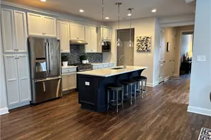 701 England Rd, Cranberry Township, PA 16066 - Photo 9