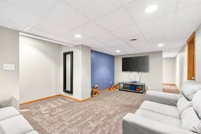 111 Lopez Dr, South Union Township, PA 15401 - Photo 37