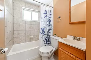 388 Collins Dr, Pittsburgh, PA 15235 - Photo 9