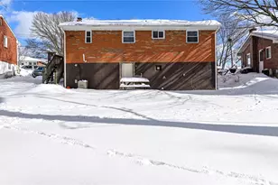 388 Collins Dr, Pittsburgh, PA 15235 - Photo 17