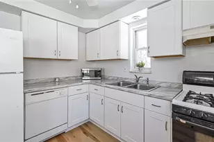 388 Collins Dr, Pittsburgh, PA 15235 - Photo 7