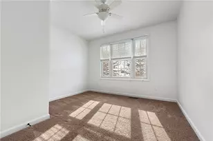 1086 Woodlawn Dr, North Strabane, PA 15317 - Photo 29