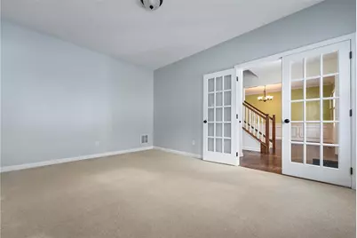 1086 Woodlawn Dr, North Strabane, PA 15317 - Photo 9