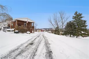 1964 Clawson Ave, Hempfield Township, PA 15601 - Photo 27