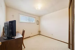 1964 Clawson Ave, Hempfield Township, PA 15601 - Photo 15