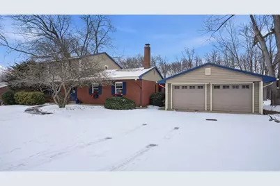 6142 Penn Dr, Penn Township, PA 16002 - Photo 3