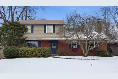 6142 Penn Dr, Penn Township, PA 16002 - Photo 1