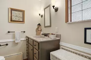 6142 Penn Dr, Penn Township, PA 16002 - Photo 15