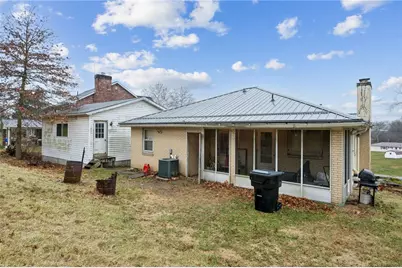 654 Hughes Dr, Buffalo Township, PA 16229 - Photo 31