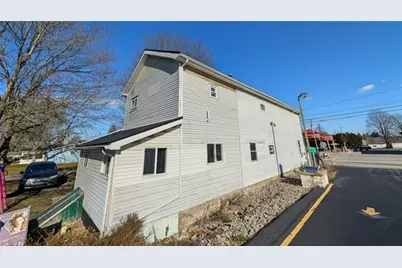 108 N Main St, Harrisville Boro, PA 16038 - Photo 9