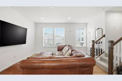 239 Truth Cir, Jackson Township, PA 16037 - Photo 7