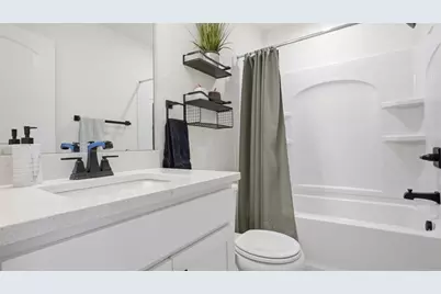 239 Truth Cir, Jackson Township, PA 16037 - Photo 21