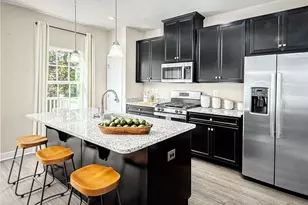 233 Chesna Dr, Pittsburgh, PA 15234 - Photo 7