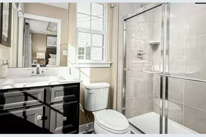 233 Chesna Dr, Pittsburgh, PA 15234 - Photo 3