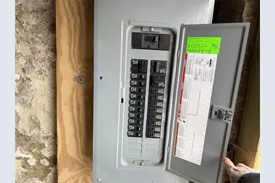 223 E Morehead Ave, South New Castle Boro, PA 16102 - Photo 5