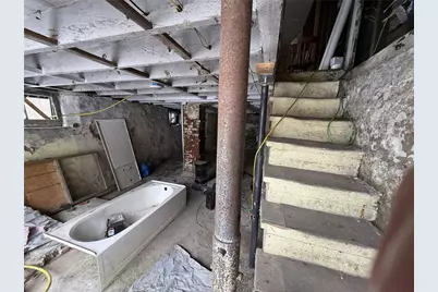 223 E Morehead Ave, South New Castle Boro, PA 16102 - Photo 3