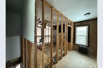 223 E Morehead Ave, South New Castle Boro, PA 16102 - Photo 13