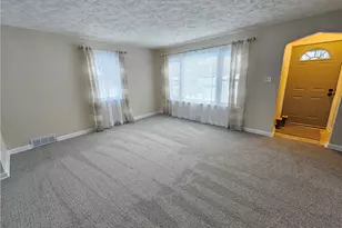 124 Deshon Ct, Twp of But NW, PA 16001 - Photo 9