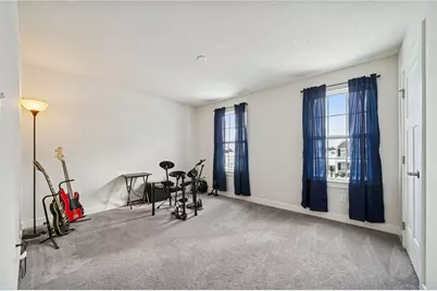 1065 Wedgewood Dr, Penn Twp, PA 15644 - Photo 19