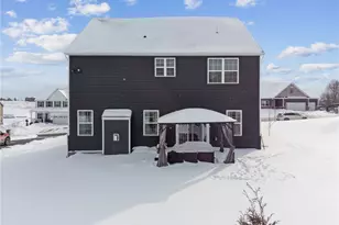 1065 Wedgewood Dr, Penn Twp, PA 15644 - Photo 37