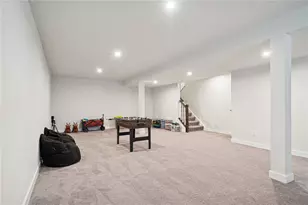 1065 Wedgewood Dr, Penn Twp, PA 15644 - Photo 35