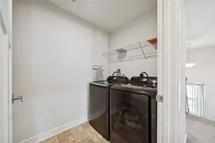 1065 Wedgewood Dr, Penn Twp, PA 15644 - Photo 23