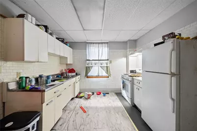 2208 Duss Avenue, Ambridge, PA 15003 - Photo 15