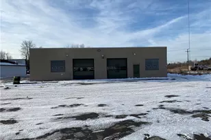 1111 Mercer Ave, Hermitage, PA 16148 - Photo 1