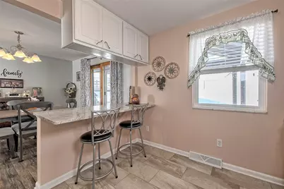 140 Penn Crest Drive, White Oak, PA 15131 - Photo 9