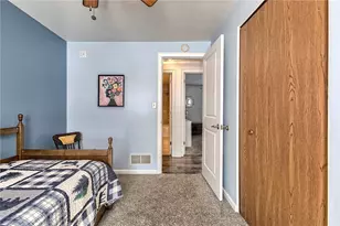 140 Penncrest Dr, White Oak, PA 15131 - Photo 19