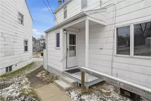 544 Thompson Ave, Clairton, PA 15025 - Photo 5