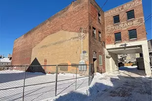 918 Rickenbach St, Pittsburgh, PA 15212 - Photo 3