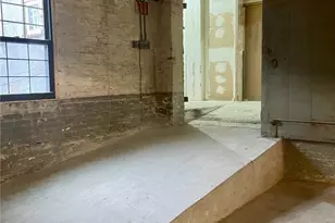 918 Rickenbach St, Pittsburgh, PA 15212 - Photo 9