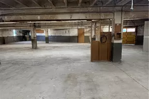 918 Rickenbach St, Pittsburgh, PA 15212 - Photo 11