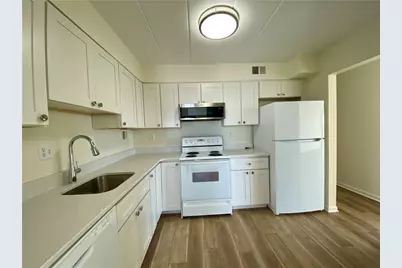 53 Academy Avenue #504, Pittsburgh, PA 15228 - Photo 9