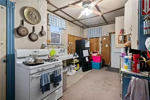 410 Pennsylvania Ave, Monaca, PA 15061 - Photo 13