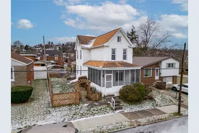 912 Waddell Ave, Clairton, PA 15025 - Photo 1