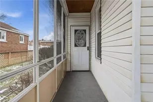 912 Waddell Ave, Clairton, PA 15025 - Photo 37