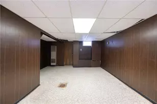 2511 McNeilly Rd, Baldwin Twp, PA 15226 - Photo 17