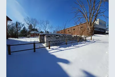 10 Community St, East Bethlehem, PA 15368 - Photo 7