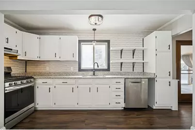 49 Pine St, Clarksville, PA 15322 - Photo 5