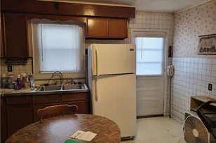 325 Wagner Ave, Butler, PA 16001 - Photo 7