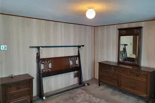 325 Wagner Ave, Butler, PA 16001 - Photo 9