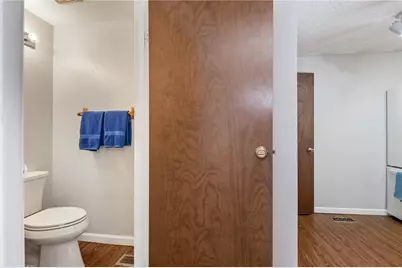 4360 Hemlock Cir, Hampton, PA 15101 - Photo 19