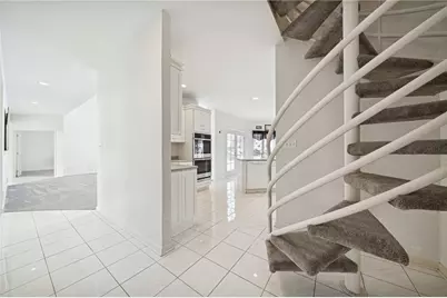 236 Lakewood Rd, Unity Township, PA 15601 - Photo 17