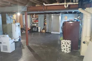 145 College Ave, Hempfield Township, PA 16125 - Photo 17