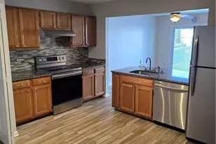 1492 Yorktown, Cecil, PA 15055 - Photo 5