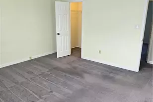 1492 Yorktown, Cecil, PA 15055 - Photo 13